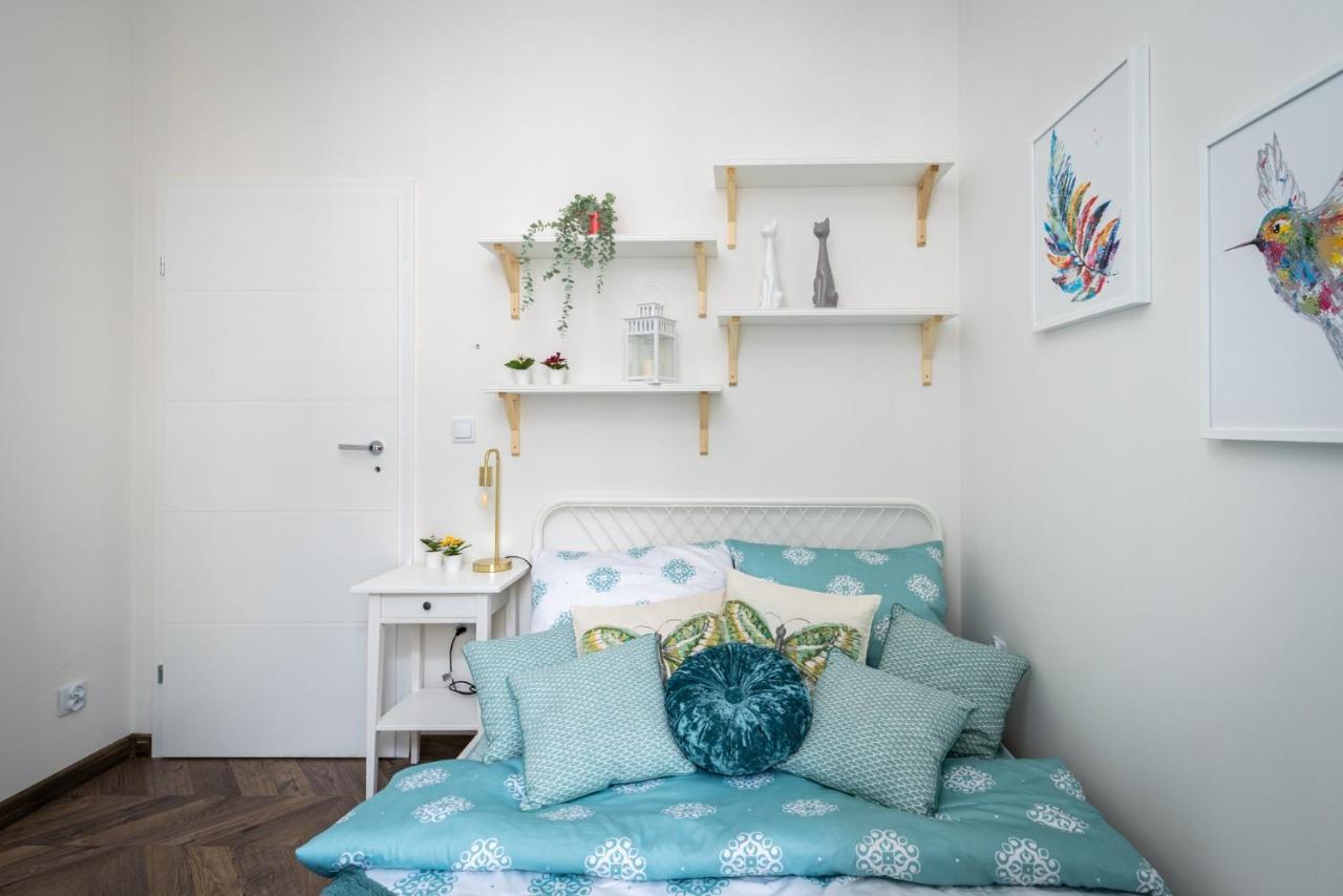 Apartment Cozy In The Center Of *